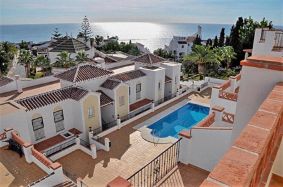 Casa Kasander, Two Bedroom Near With Pool Apartment